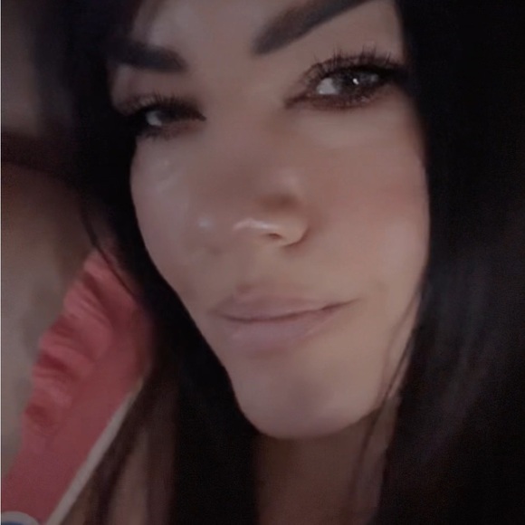 Meet your Posher, Machelle - Picture 1 of 1